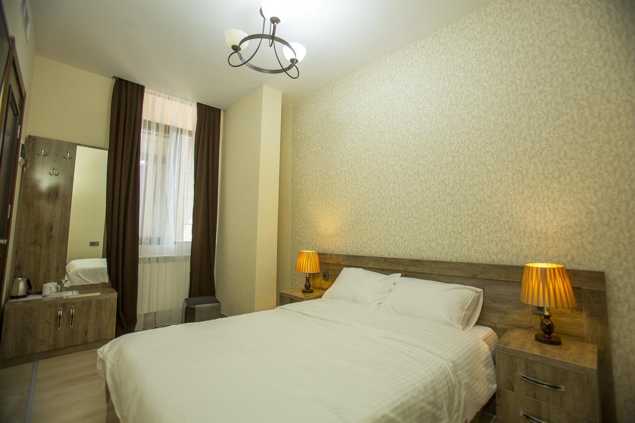 Ire Palace Batumi Exterior foto